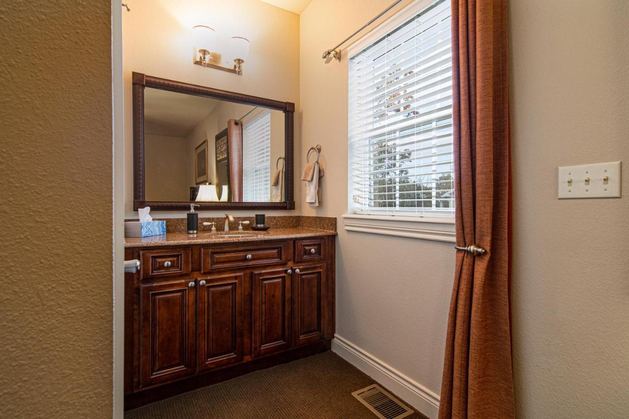 Two Bedroom Villa In The Heart Of Branson! מראה חיצוני תמונה