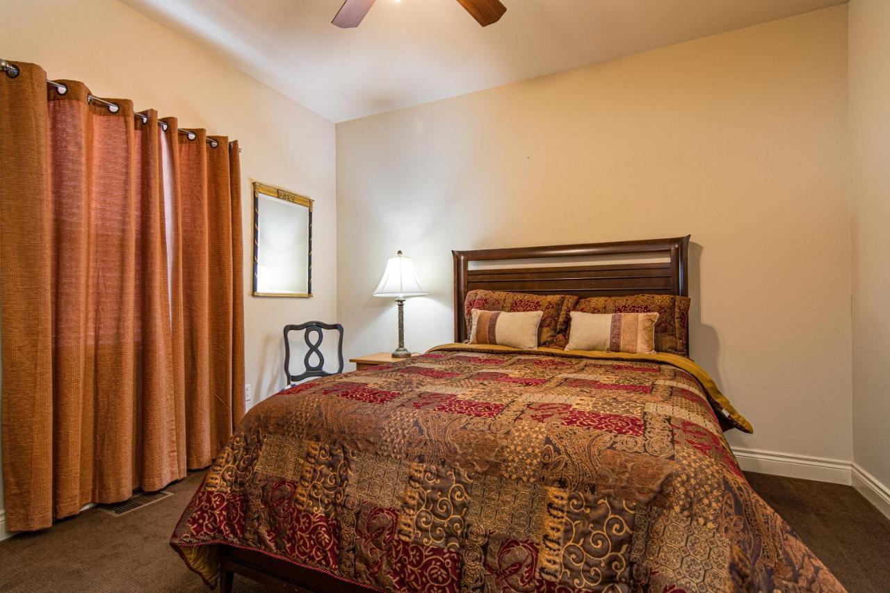 Two Bedroom Villa In The Heart Of Branson! מראה חיצוני תמונה