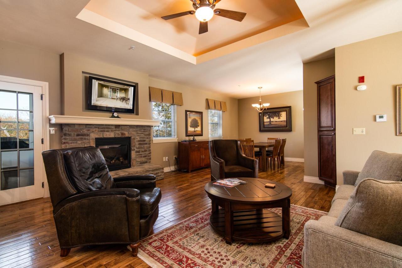Two Bedroom Villa In The Heart Of Branson! מראה חיצוני תמונה